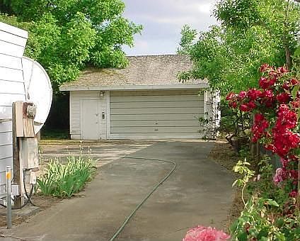 2nd image of 529 Vandenberg Cir