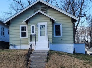 111 W 10th St, Muscatine, IA 52761
