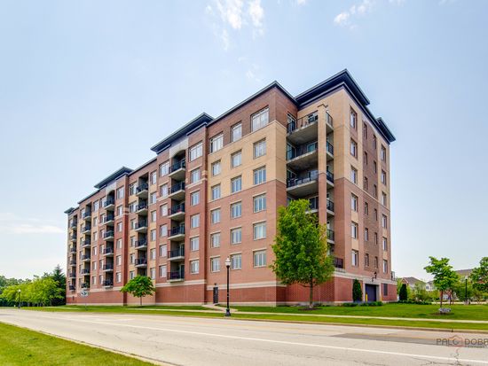 1199 E Port Clinton Rd Unit 209, Vernon Hills, IL 60061