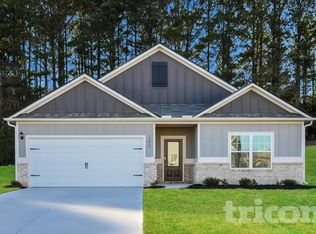 292 Oliver Dr, Locust Grove, GA 30248