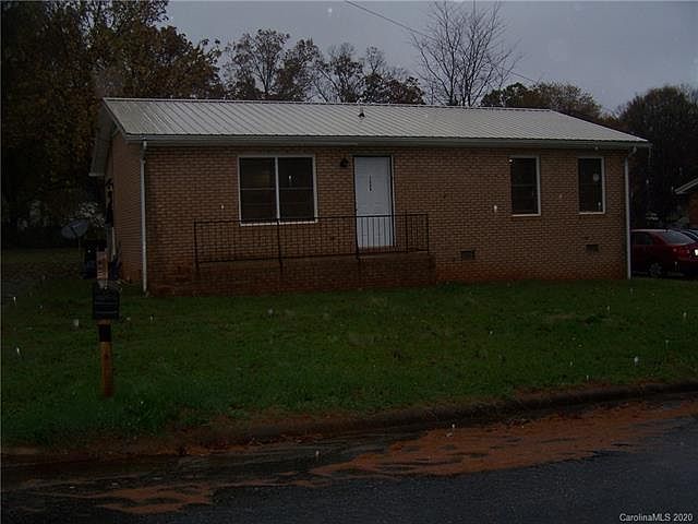 1st image of 1408 Yadkin St