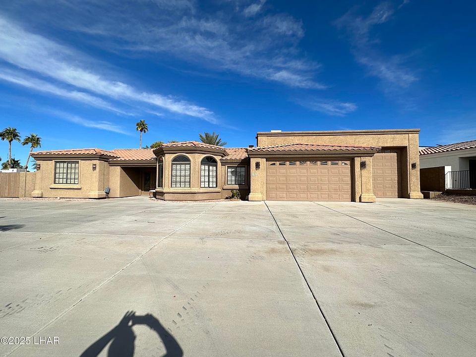 1st image of 664 Acoma Blvd S
