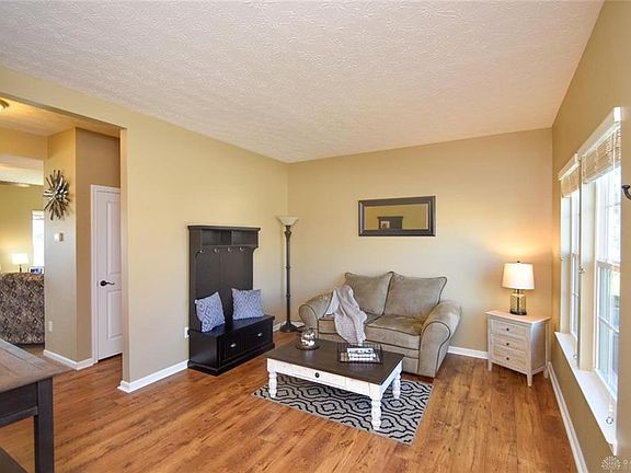 3rd image of 9686 Linden Brook Dr