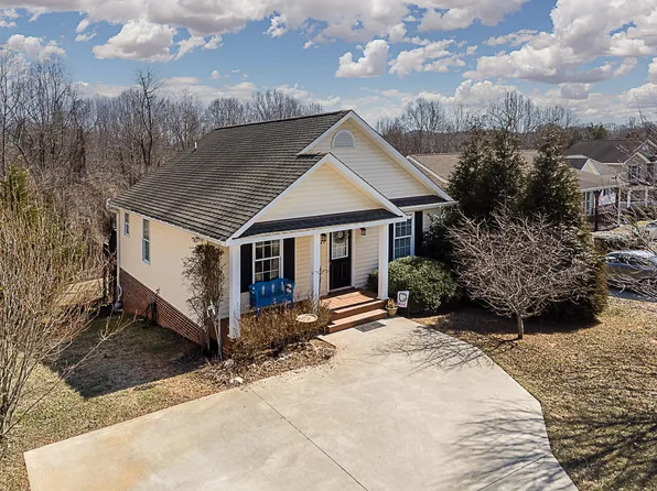 123 Bennett Dr, Lynchburg, VA 24501