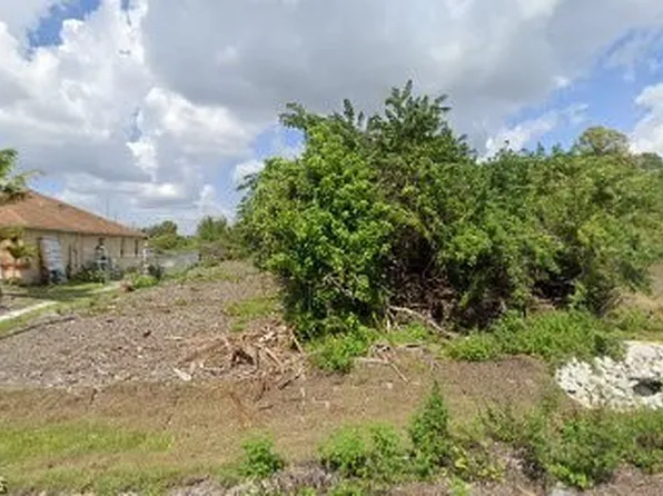 3400 2nd St SW, Lehigh Acres, FL 33976