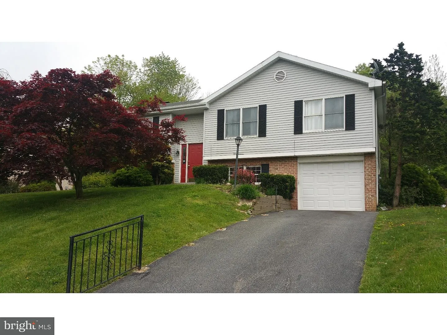 2509 Hampden Blvd photo 1