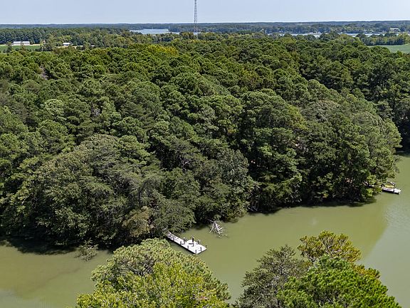 3rd image of 7086 Long Point Rd
