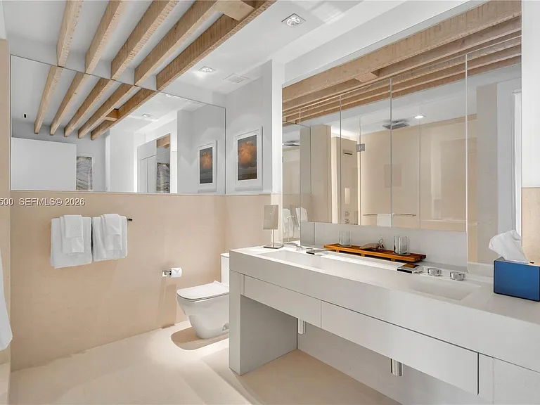 102 24th St #Penthouse 1706 — Photo 14