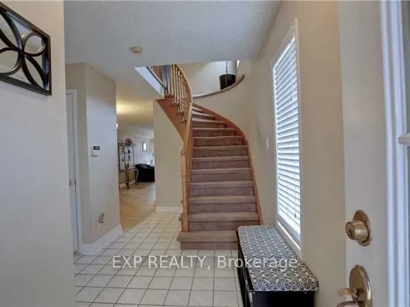 40 Yellow Brick Rd, Brampton, ON L6V 4K9