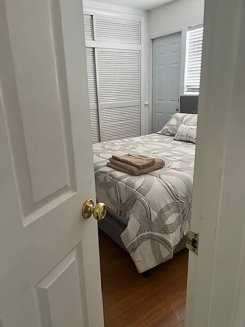 8661 NW 17th Ct — Photo 3