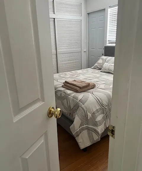 8661 NW 17th Ct — Photo 3