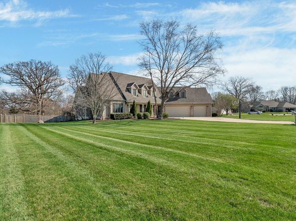 1715 N 2479th Rd, Ottawa, IL 61350