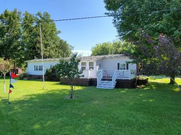 7653 Lighthouse Rd, Port Hope, MI 48468