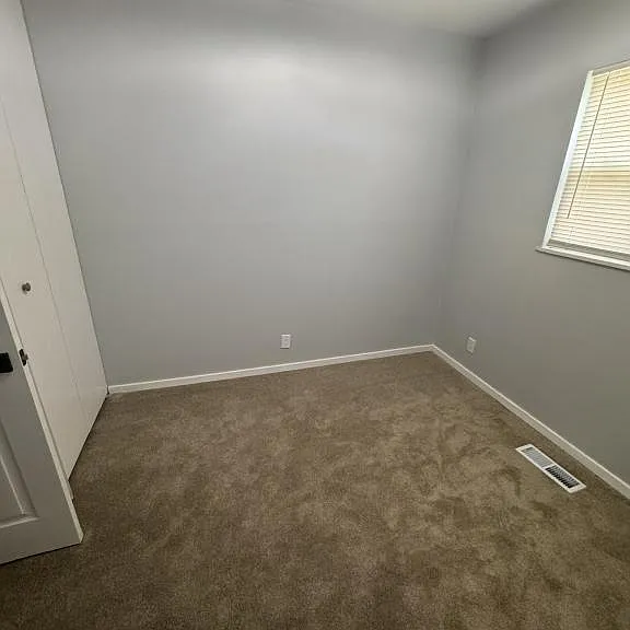 5629 Amherst Pl — Photo 8