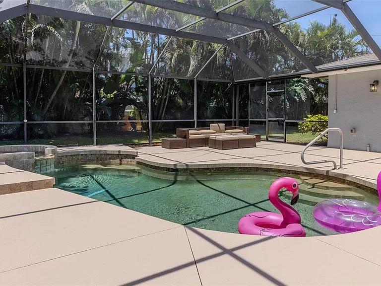 416 Sunset Dr — Photo 75