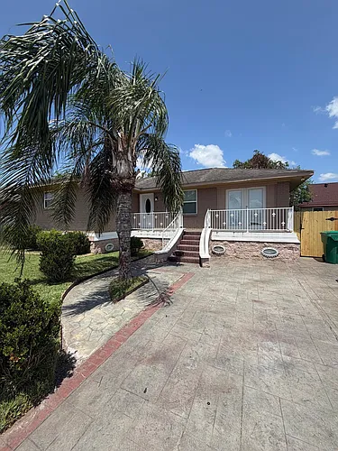 2039 Sauvage Ave Photo 1