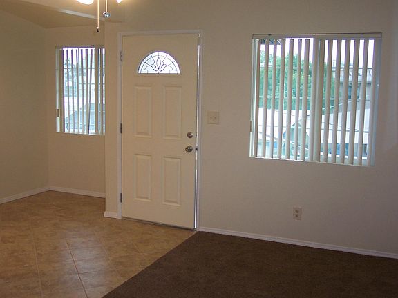4th image of 6524 S Newlin Ave #B
