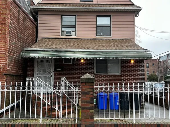30-70 29th St, Long Island City, NY 11102