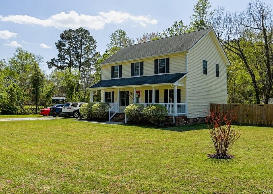 1st image of 610 Cressfield Dr