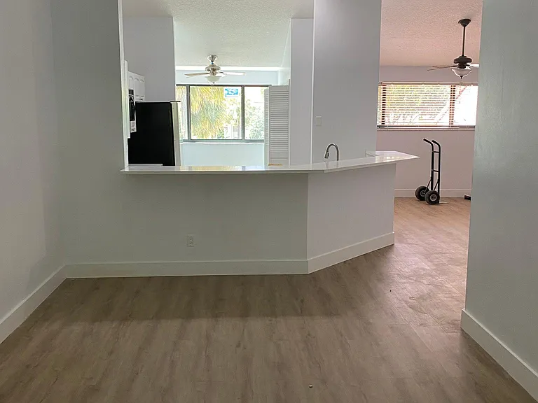 204 Sea Oats Dr #G — Photo 2