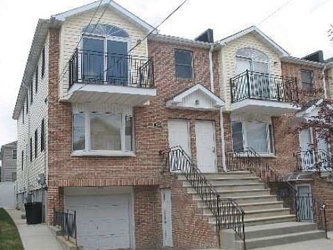 1st image of 155-24 Sapphire St