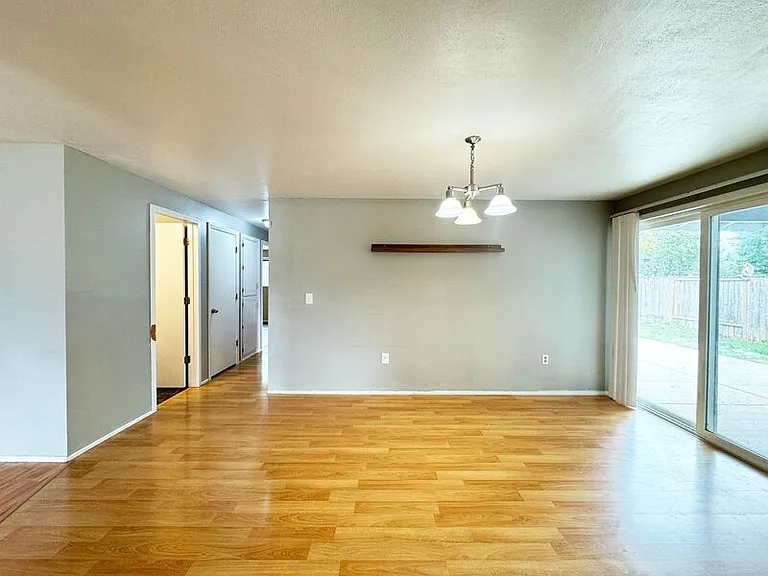 2083 Amirante St — Photo 13