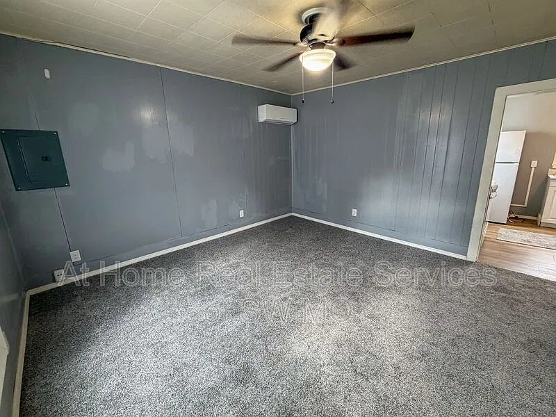 1 bed, 1.0 bath, 512 sqft, $850 — Photo 2