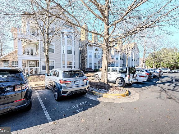 2nd image of 5612 Willoughby Newton Dr Unit 36