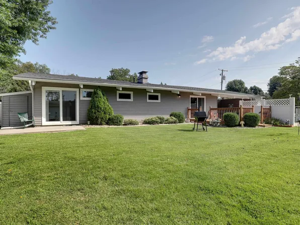 728 Ridgewood Dr, Quincy, IL 62301