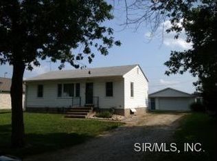 5206 Chain Of Rocks Rd, Edwardsville, IL 62025