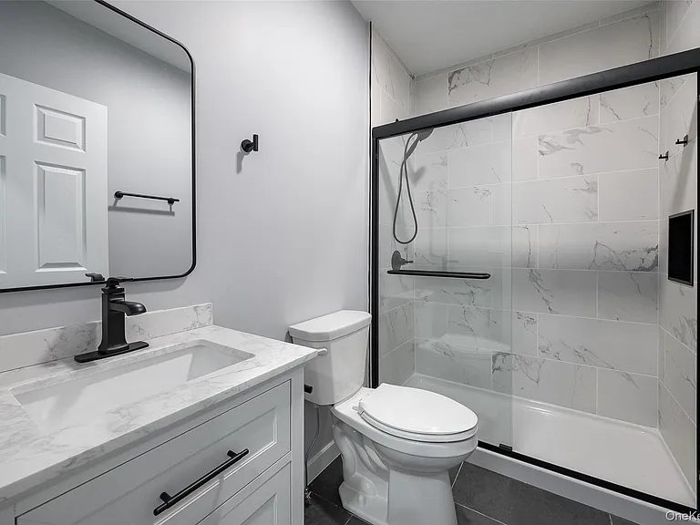 126 Innis Ave #2-4 — Photo 5