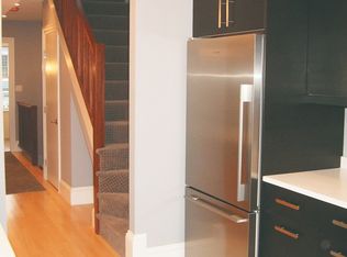 113 W 7th St #3, South Boston, MA 02127