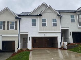 5388 Fox Hill Ln, Oakwood, GA 30566