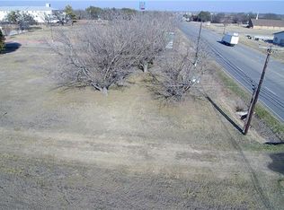 1808 W Henderson St, Cleburne, TX 76033