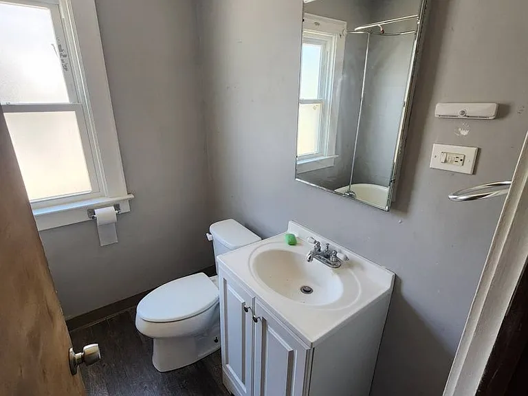 10109 Richland Ave — Photo 14