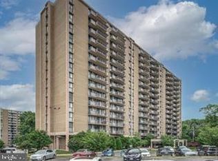 6100 Westchester Park Dr APT 804, College Park, MD 20740