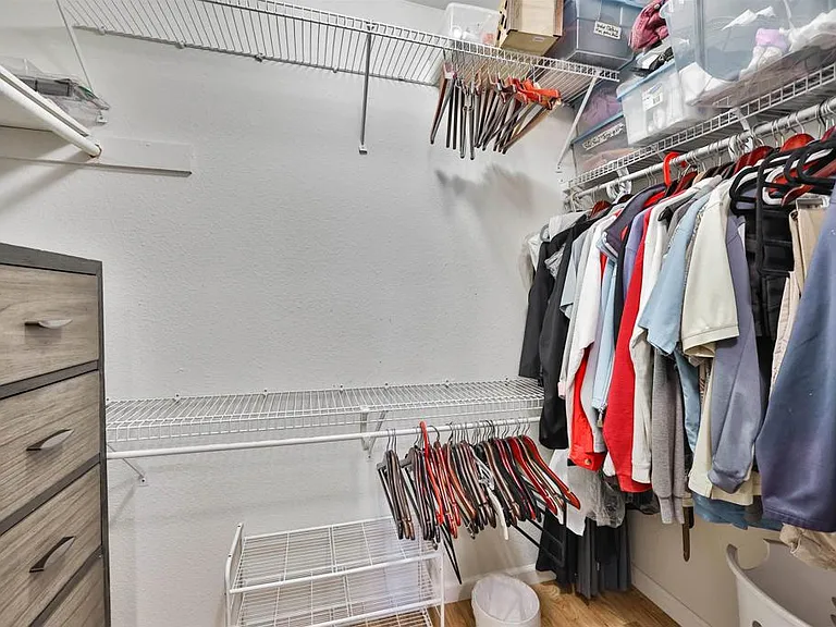850 C Ave #4 — Photo 25