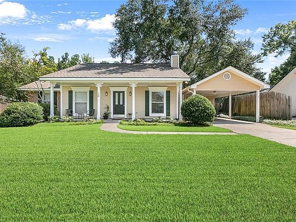 2nd image of 50 Shady Oaks Dr