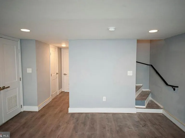 Basement den