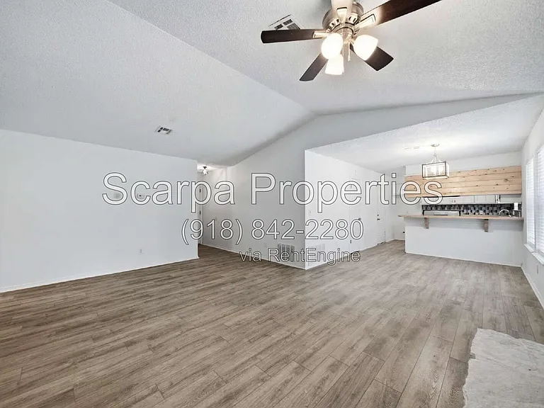 13621 S 285th East Ave — Photo 6