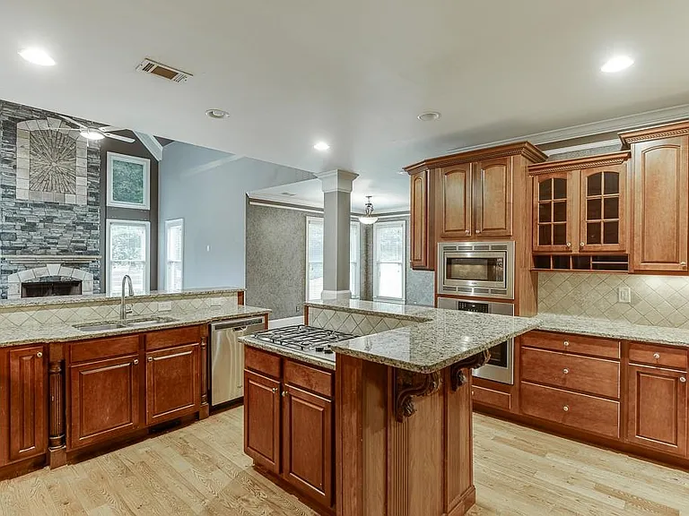 940 Chateau Forest Rd — Photo 24
