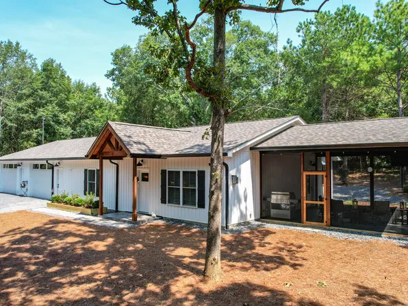 300 McClure Rd, Benton, TN 37307