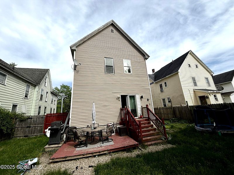 3rd image of 243 N Perry Street