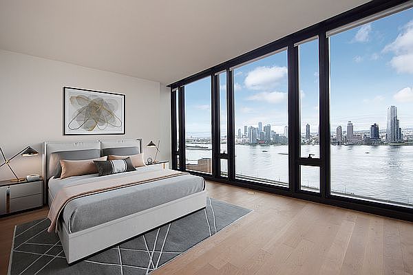 1st image of 685 1st Ave APT 18S