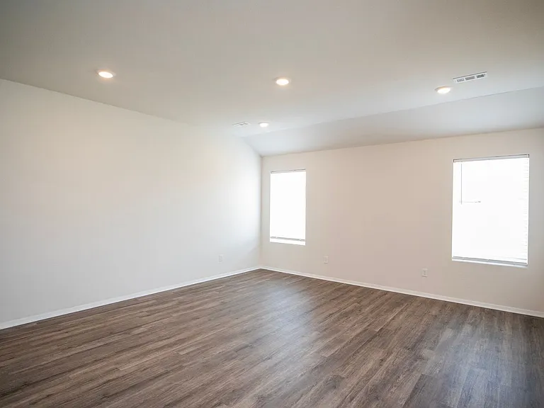 2720 Gorman St — Photo 4
