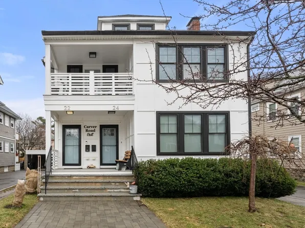 22 Carver Rd E #22, Watertown, MA 02472