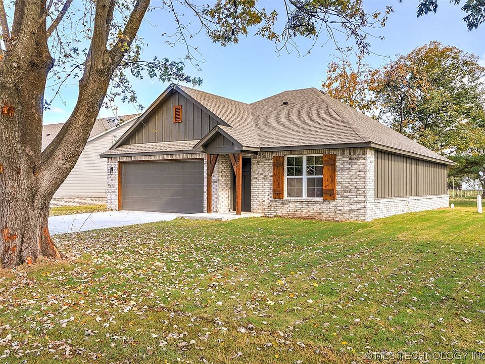 223 S Indianola St, Pryor, OK 74361 | Zillow