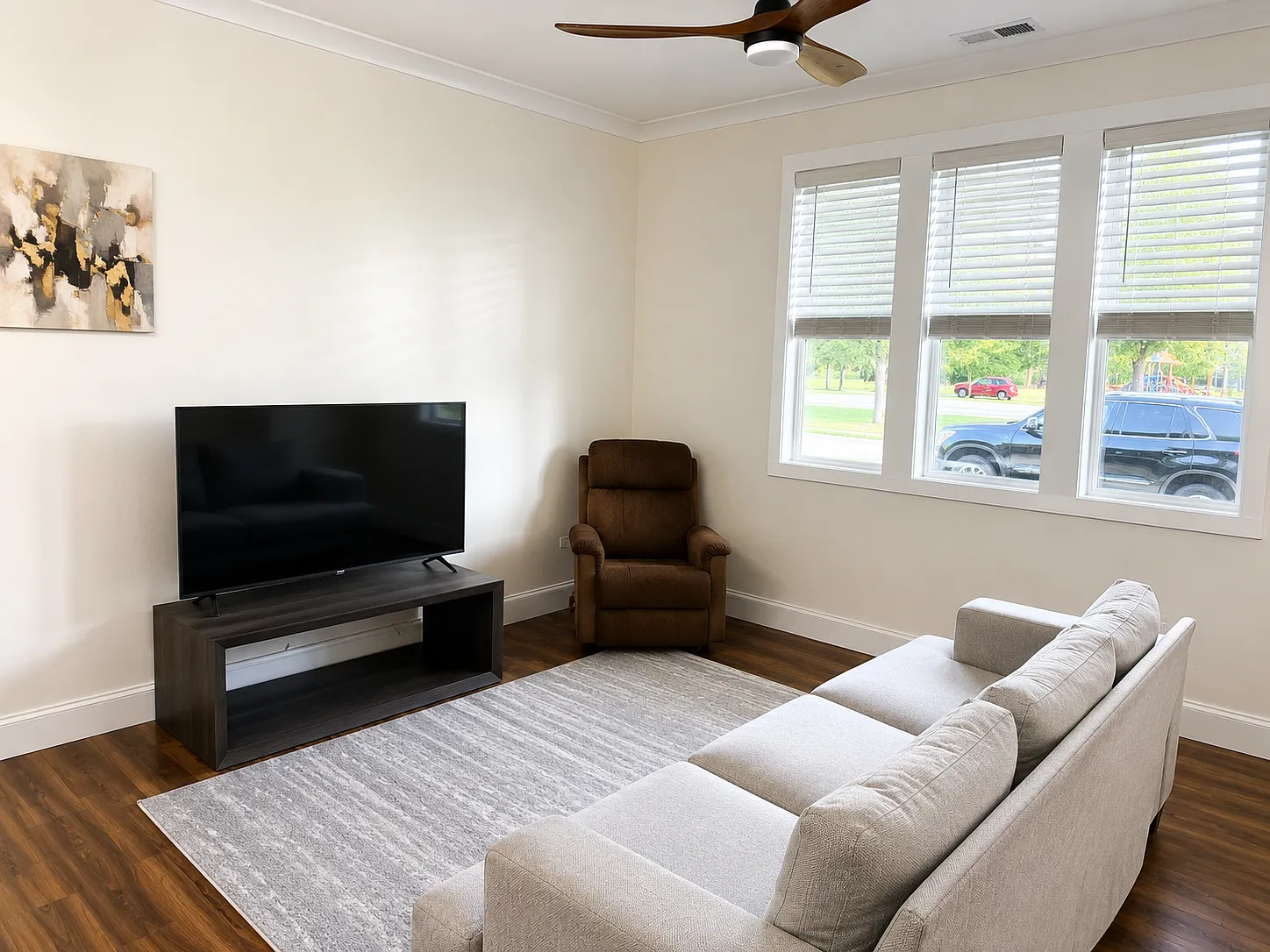 1415 Woodbine Ave NE — Photo 4