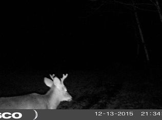 N8362 River Valley Rd, Ixonia, WI 53036