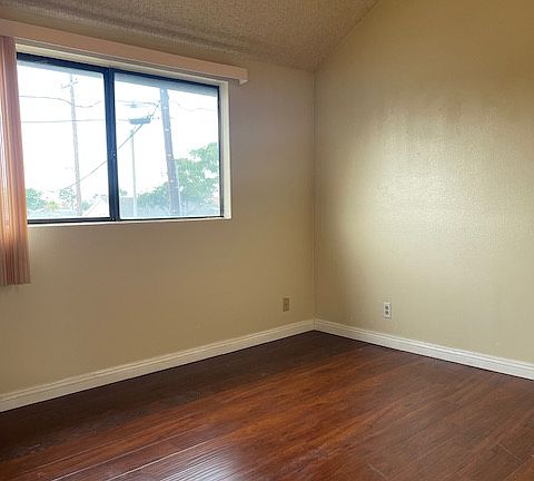 3rd image of 13742 Euclid St APT 4